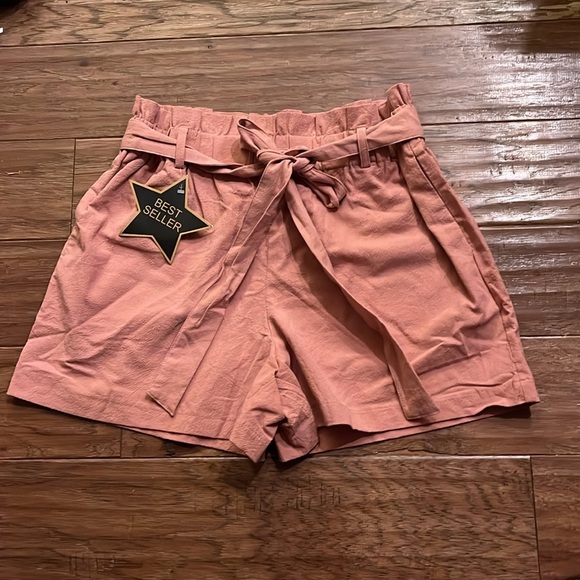 Mosaic & Co High Waisted Paper Bag Shorts Size XL - Picture 1 of 4